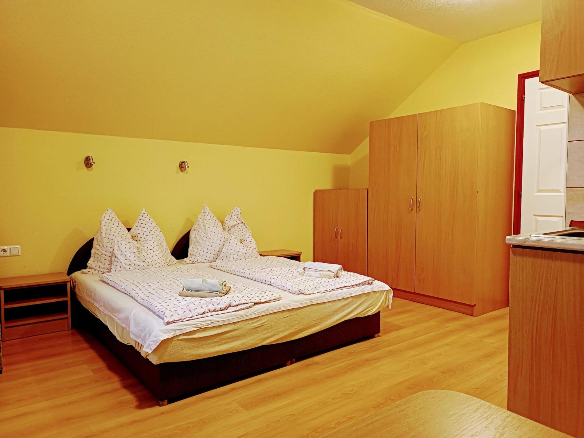 Haus Maria Appartements Залакарос Екстериор снимка